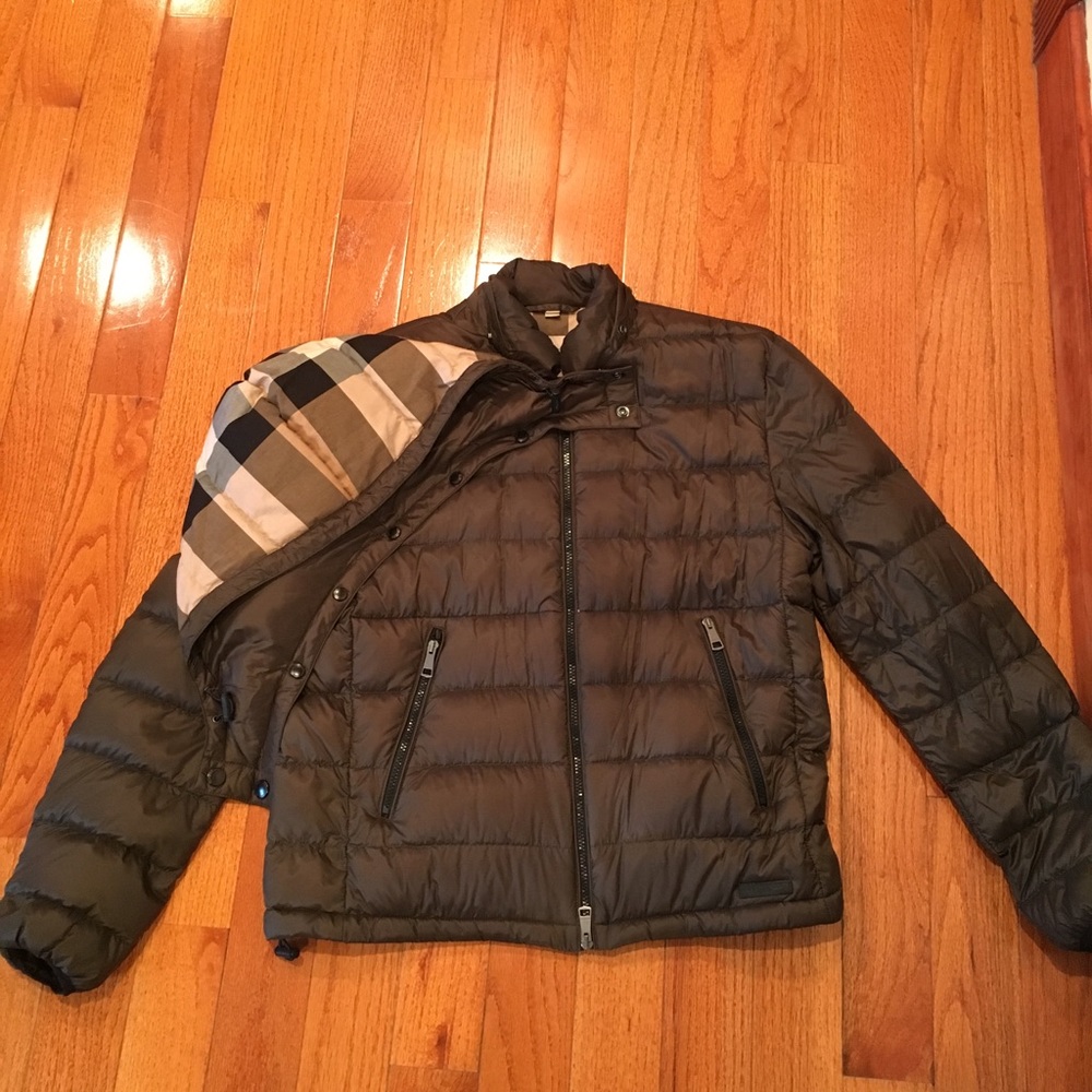 Burberry light weight bomber jacket